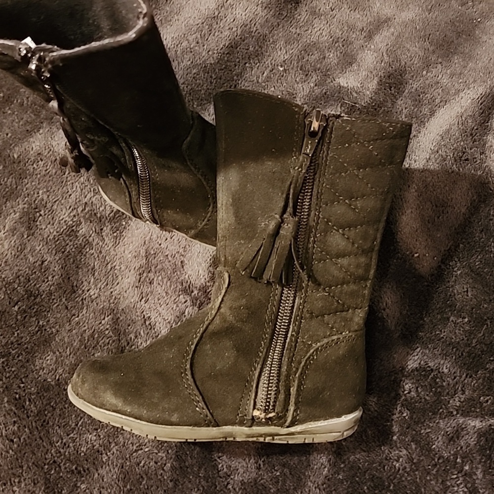 Toddler girl zippered boots
